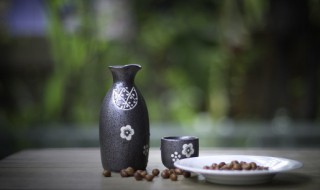 酒腻子是什么意思 酒腻子图片