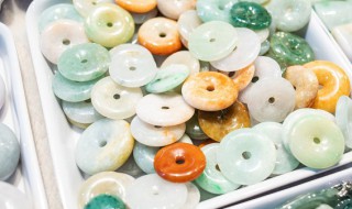 把翡翠卖了有什么途径（想把翡翠卖掉去哪里卖）