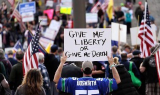 如何在暴乱中存活下来(如何在战乱中生存)