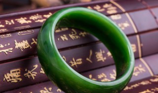 冰种油青翡翠价格 冰种油青种翡翠