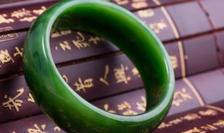 翡翠如何分辨真假（翡翠真假鉴别方法）