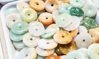 翡翠玉石的功效与作用 翡翠和玉的功效