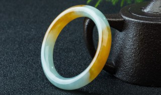 翡翠手镯的作用 翡翠手镯的好处是什么