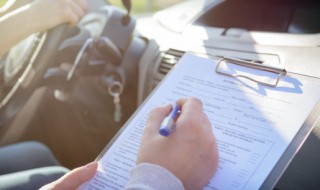 学车时应该保持什么样的心态?（学车要保持什么心态）