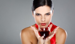 劝人少喝酒的话 劝人少喝酒的话暖心句子