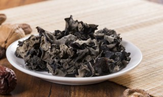 哺乳期可以吃木耳吗 哺乳期可以吃木耳吗宝宝会胀气吗?