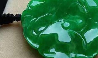 翡翠莲蓬寓意 翡翠莲蓬寓意和象征