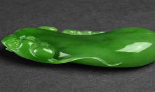 碧玉跟翡翠的区别 碧玉和田玉翡翠的区别