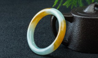 翡翠毛料鉴别 什么叫翡翠毛料