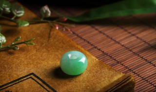 天然翡翠的鉴别 天然翡翠的鉴别证书分几种