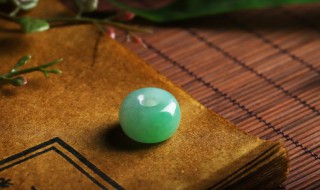 翡翠的专业知识(翡翠的专业知识与销售技巧)