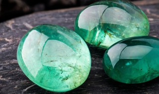 翡翠手镯有晶体好吗 翡翠镯子有结晶好吗