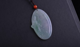 翡翠起钢是什么意思 起钢的翡翠是不是很硬