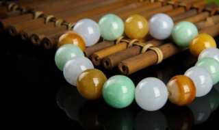 翡翠对人体的好处 翡翠对人身体健康有什么好处