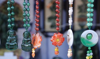 翡翠哪里好 翡翠哪里好交易拍卖