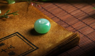 翡翠哪里买最好（翡翠在哪里买比较便宜）