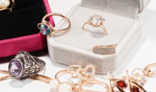 钻戒怎么保养比较好?(钻石戒指怎么保养)