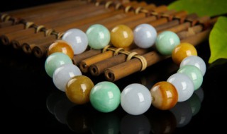 翡翠玉值钱吗(是翡翠值钱还是玉值钱)