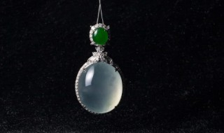 黑翡翠值钱吗 黑翡翠的价值