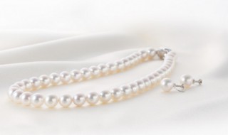 佩戴海水珍珠的好处（佩戴海水珍珠的好处和功效）