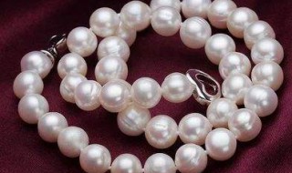 天然珍珠首饰有哪些选购技巧?（天然珍珠如何挑选）