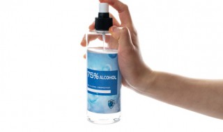 酒精可以杀死螨虫吗（消毒酒精可以杀死螨虫吗）