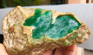 玉石翡翠原石（玉石翡翠原石交易）