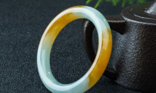 戴和田玉好还是翡翠好（男人戴和田玉好还是翡翠好）