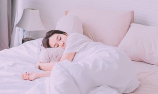 梦见大鱼塘里有很多鱼与蛇 梦见鱼塘里有很多蛇是什么意思