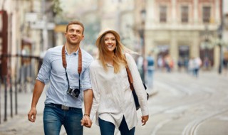 最适合情侣一起旅游的地方（那个地方适合情侣旅游）