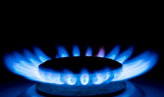 天然气红火和蓝火有什么区别(天然气红色的火还蓝色火的区别)