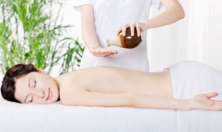 梦见死去的爸爸躺在床上(梦见死去的爸爸躺在床上睡觉)