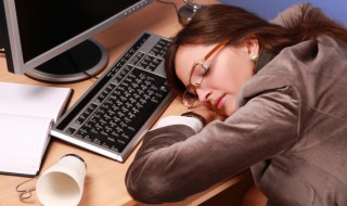 梦见蛇和老鼠跑进家里来了 梦到蛇和老鼠进家