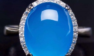 翡翠带蓝色值钱吗 翡翠蓝色好不好