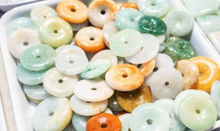 翡翠不值钱（翡翠值钱吗）