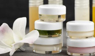 怎么自制美白霜(怎样自制美白霜)