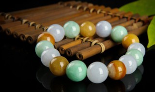 翡翠贵还是玉 翡翠贵还是玉髓贵