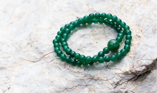 怀孕可以带翡翠吗 孕妇可以戴翡翠手镯吗