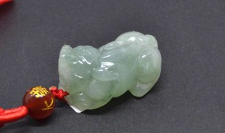 微信卖翡翠是真的吗（微信卖的翡翠不符属于诈骗吗）