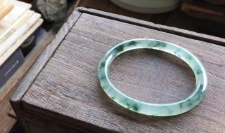 翡翠跟玉哪个贵 玉和翡翠哪个贵一些