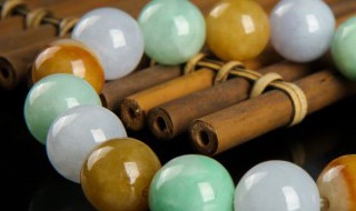 芙蓉种翡翠好吗（芙蓉种翡翠百科知识）