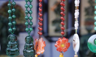 翡翠的意思是（翡翠的美好寓意）