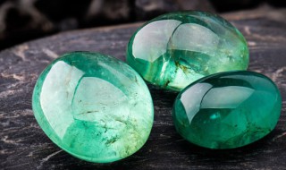 翡翠鉴定教程 简单翡翠鉴定方法