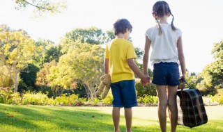 如何教育孩子早恋问题(怎样教育孩子早恋问题)