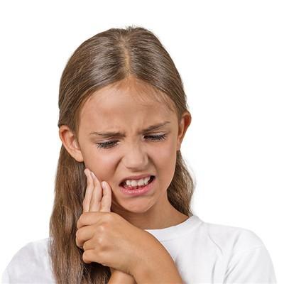 腮帮子疼怎么回事