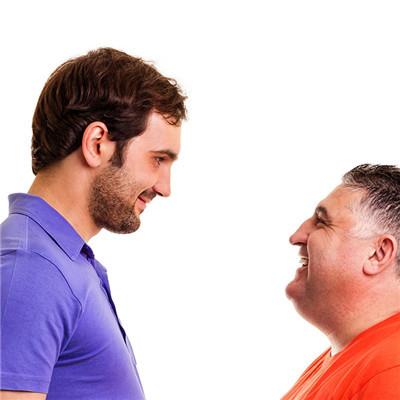 阴毛变棕色怎么办