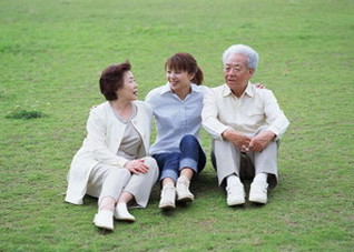 老人高血压六注意事项