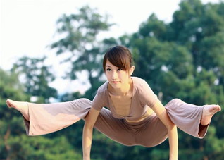 早晨瑜伽减肥操