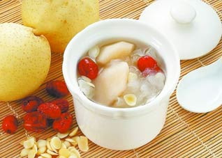 川贝百合炖雪梨