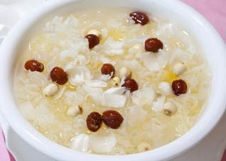 煨莲子汤做法
